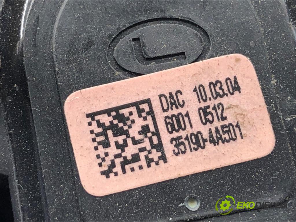 KIA VENGA liftback 2010 66 kW 1.4 CVVT 1396 Potenciometer plynu 35190-4A501 (Potenciometer plynového pedálu)