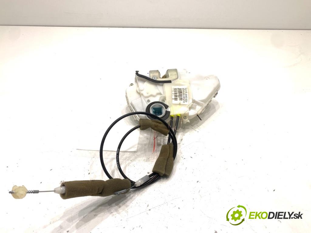 HONDA CIVIC VIII liftback 2006 61 kW 1.4 (FK1) 1339 zámok dveře pravý přední část 72111-SMG-G0