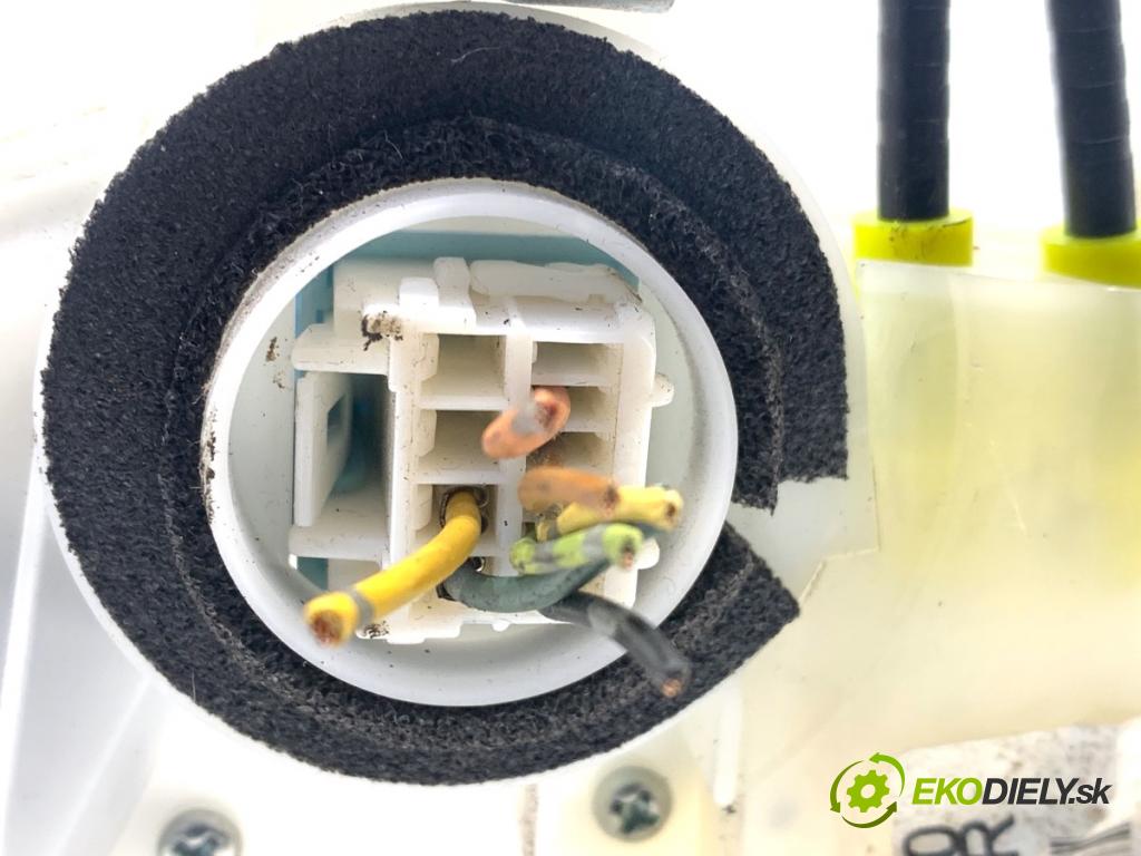 HONDA CIVIC VIII liftback 2006 61 kW 1.4 (FK1) 1339 zámok Dvere ľavy predný