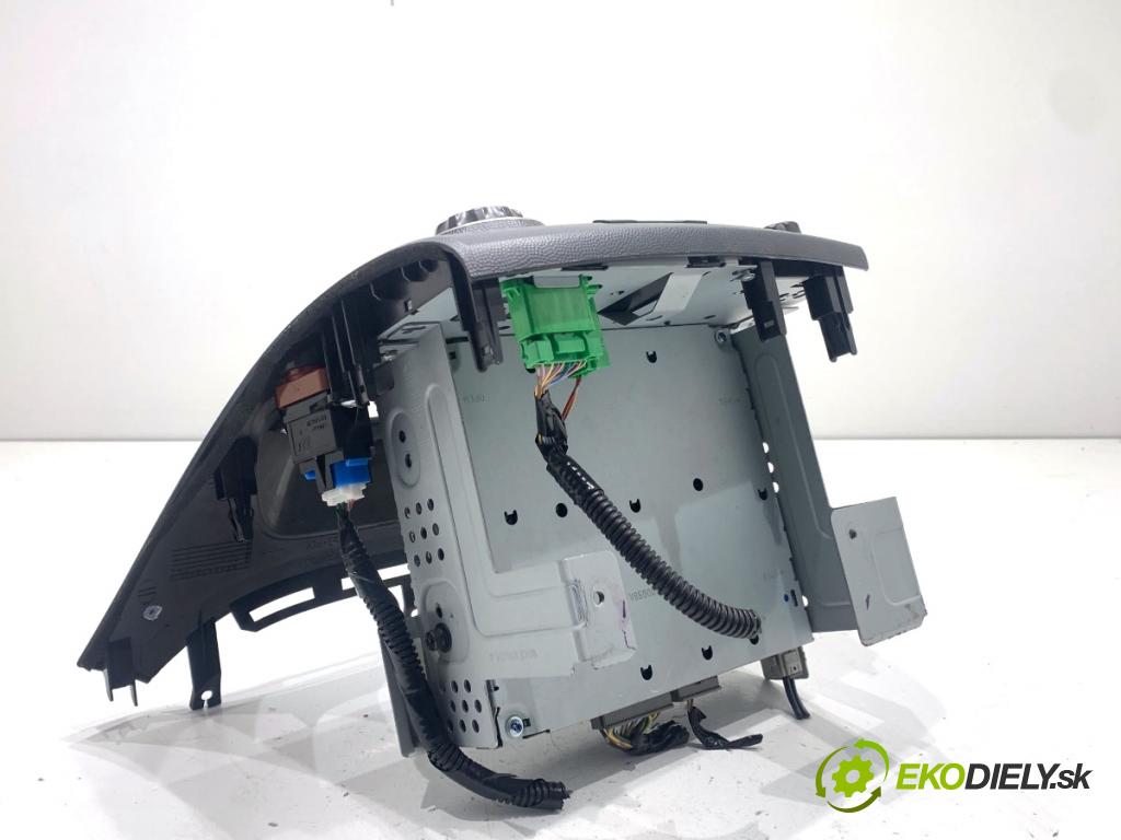 HONDA CIVIC VIII liftback 2006 61 kW 1.4 (FK1) 1339 RADIO 39100-SMG-G014-M1 (Audio zařízení)