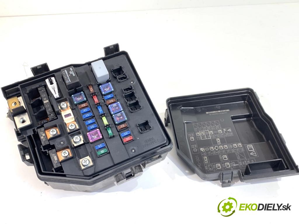 HONDA CIVIC VIII liftback 2006 61 kW 1.4 (FK1) 1339 Skrinka poistková SMG-G01 (Poistková skrinka)