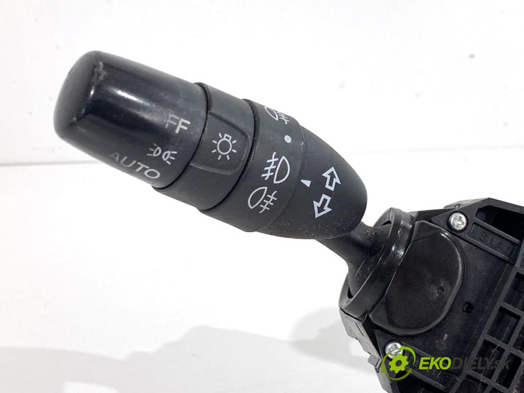 HONDA CIVIC VIII liftback 2006 61 kW 1.4 (FK1) 1339 přepínač kombinovaný 335250-SMG-E211-M1 (Páčky pod volantem)