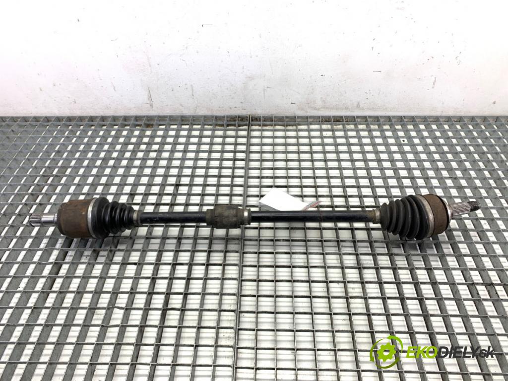 HONDA CIVIC VIII liftback 2006 61 kW 1.4 (FK1) 1339 poloos pravý přední část 