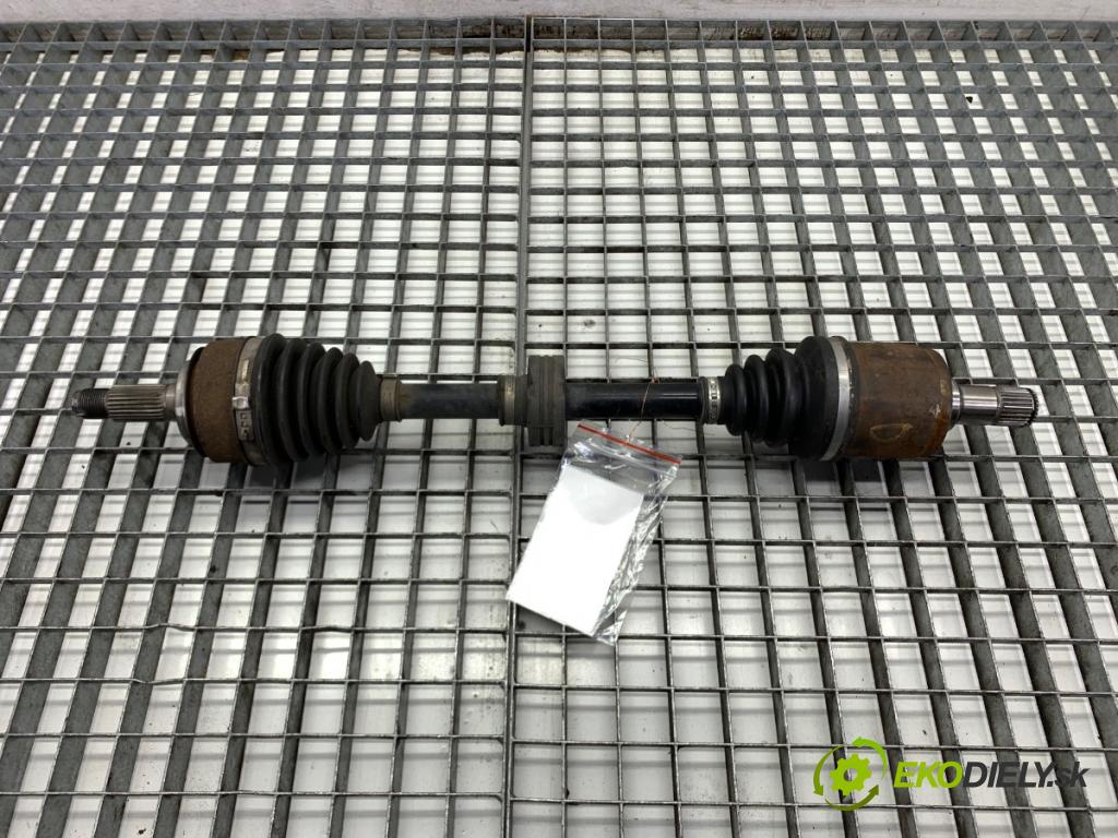 HONDA CIVIC VIII liftback 2006 61 kW 1.4 (FK1) 1339 poloos levý přední část 