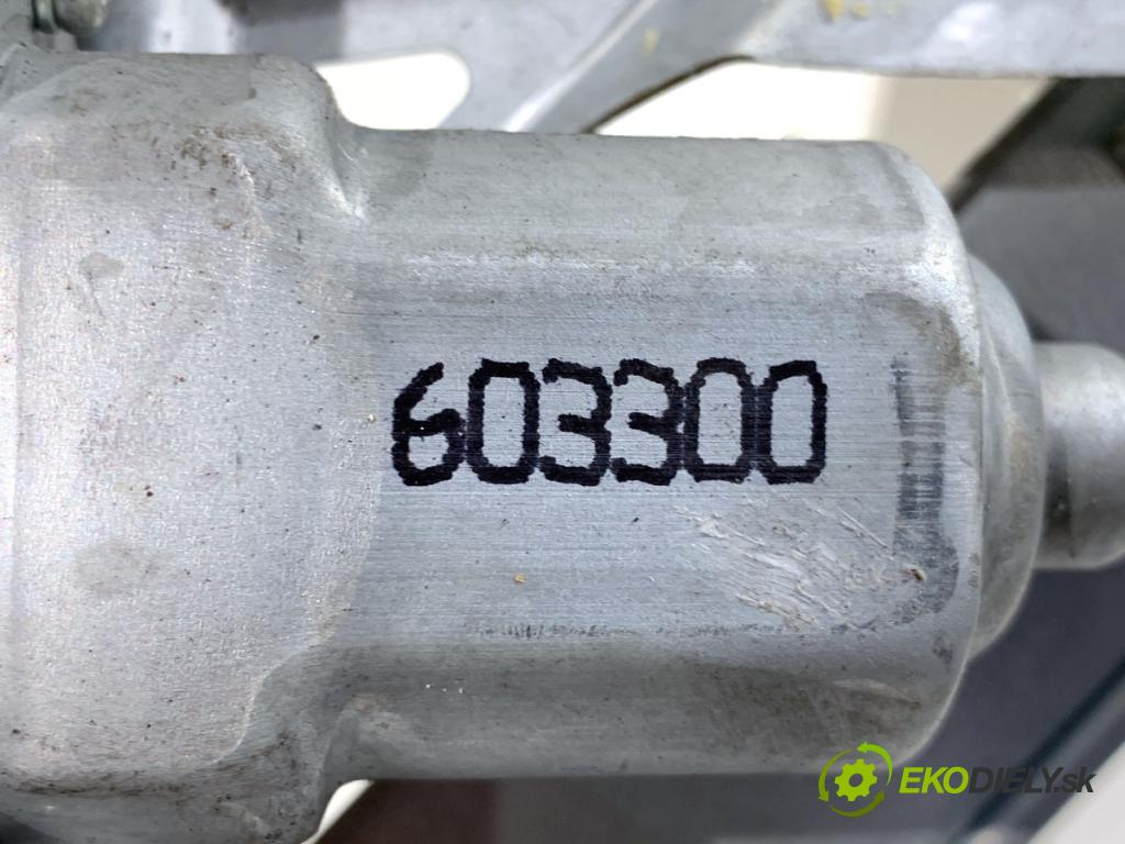 HONDA CIVIC VIII liftback 2006 61 kW 1.4 (FK1) 1339 Mechanizmus okna pravy predný