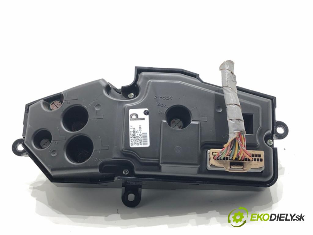 HONDA CIVIC VIII liftback 2006 61 kW 1.4 (FK1) 1339 Panel ovládaní topení 79600SMGG4 (Páčky pod volantem)