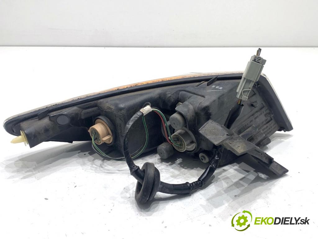 HONDA CIVIC VIII liftback 2006 61 kW 1.4 (FK1) 1339 světlo pravý zadní část