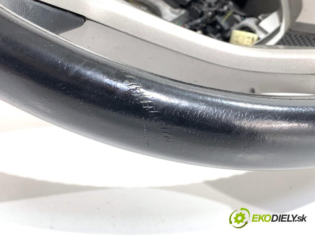 HONDA CIVIC VIII liftback 2006 61 kW 1.4 (FK1) 1339 Volant  (Volant)