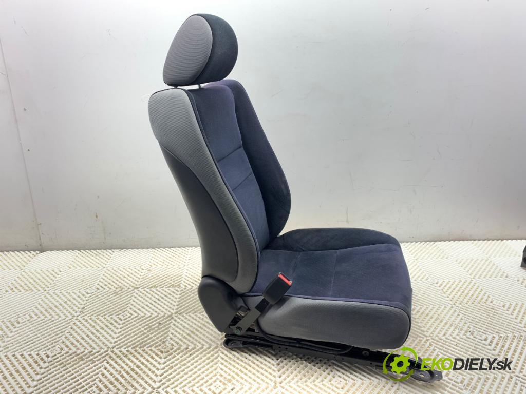 HONDA CIVIC VIII liftback 2006 61 kW 1.4 (FK1) 1339 Sedadlo ľavy predný
