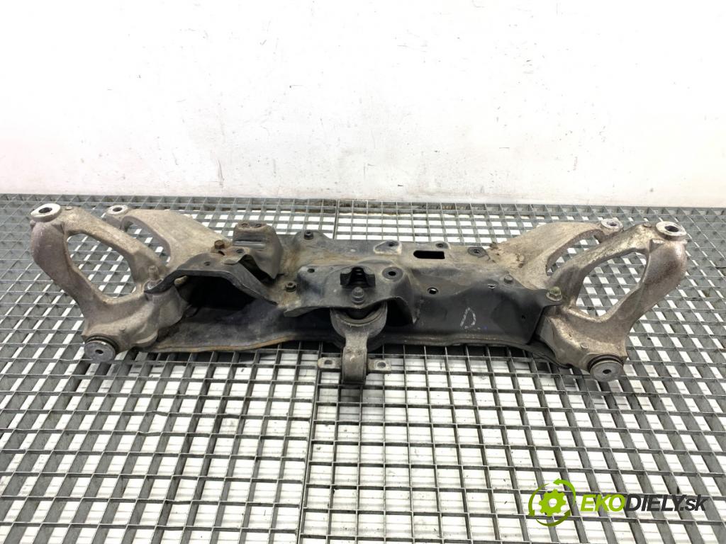 HONDA CIVIC VIII liftback 2006 61 kW 1.4 (FK1) 1339 Výstuha pod Motor  (Výstuha predná)