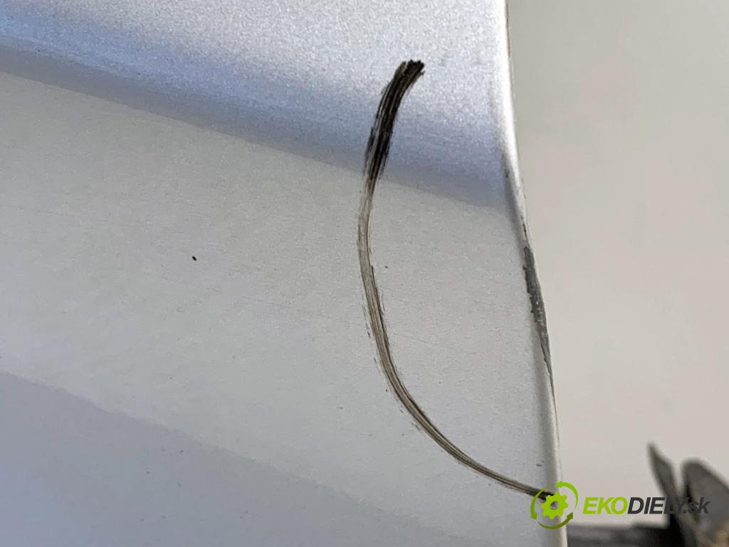 BMW F25 SUV 2013 190 kW xDrive 30 d 2993 Dvere pravy predný 354