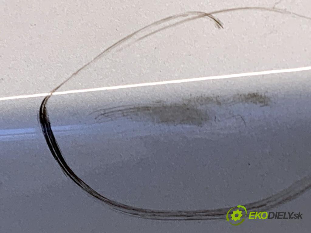 BMW F25 SUV 2013 190 kW xDrive 30 d 2993 Dvere pravy predný 354