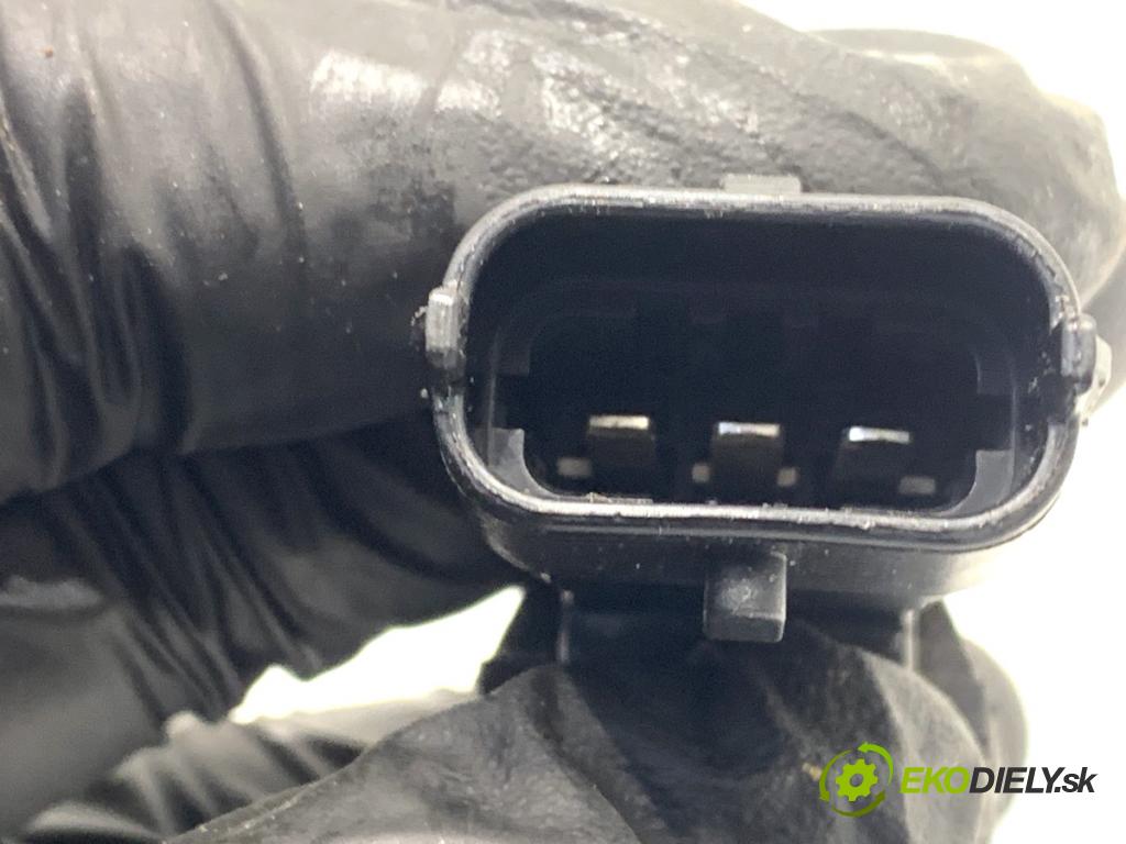 FORD ECOSPORT SUV 2018 103 kW 1.0 EcoBoost 998 snímač pozice vačkového hřídele CM5112K073BB (Snímač polohy klikového hřídele)