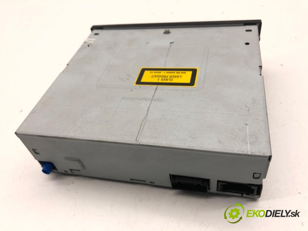 AUDI A4 B8 Kombi 2008 140 kW 2.7 TDI 2698 Menič CD 4E0919887M (CD menič)