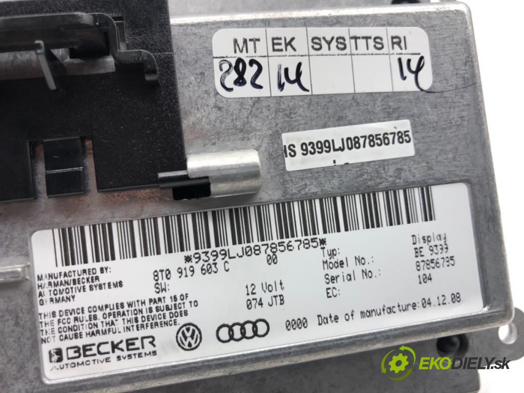 AUDI A4 B8 Kombi 2008 140 kW 2.7 TDI 2698 Dislpej 8T0919603C (Prístrojová doska)