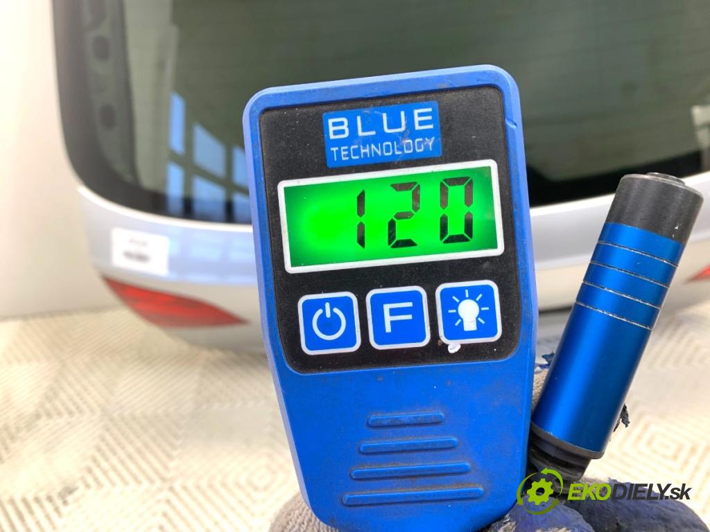 AUDI A4 B8 Kombi 2008 140 kW 2.7 TDI 2698 kapota zad LX7W