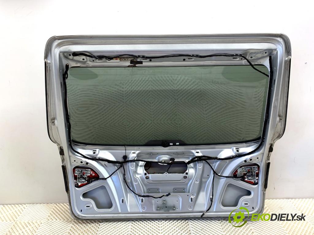 AUDI A4 B8 Kombi 2008 140 kW 2.7 TDI 2698 kapota zad LX7W