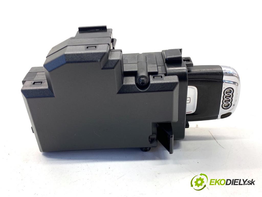 AUDI A4 B8 Kombi 2008 140 kW 2.7 TDI 2698 spínačka 8K0909131C (Spínací skříňka)