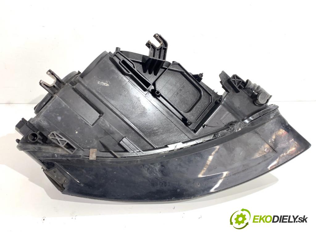 AUDI A4 B8 Kombi 2008 140 kW 2.7 TDI 2698 Svetlomet ľavy predný XENON 8K0941029AK