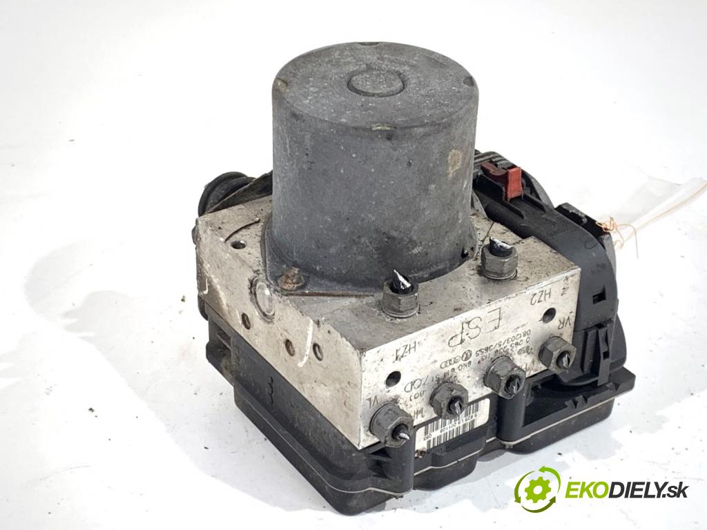 AUDI A4 B8 Kombi 2008 140 kW 2.7 TDI 2698 pumpa ABS 8K0614517CD (Pumpa ABS)