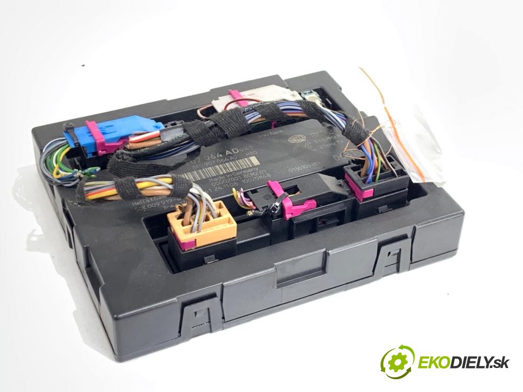 AUDI A4 B8 Kombi 2008 140 kW 2.7 TDI 2698 Modul komfortu 8K0907064AD (Modul komfortu)