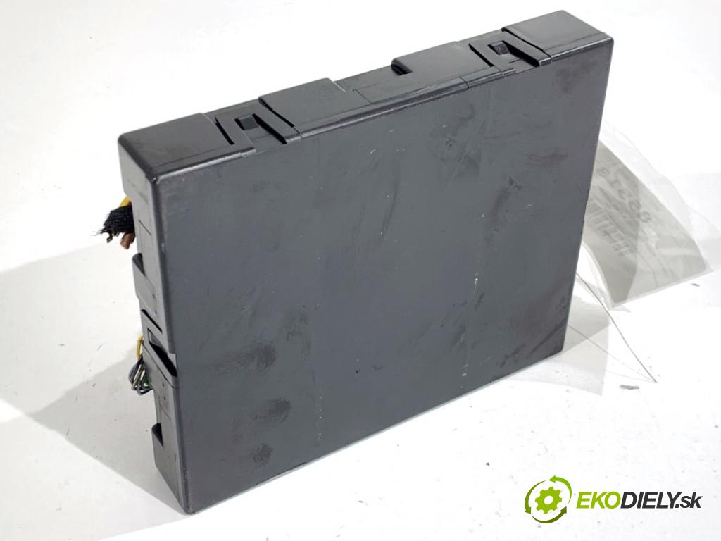 AUDI A4 B8 Kombi 2008 140 kW 2.7 TDI 2698 Modul komfortu 8K0907064AD (Modul komfortu)