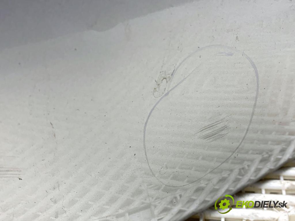 AUDI A4 B8 Kombi 2008 140 kW 2.7 TDI 2698 Kapota LX7W