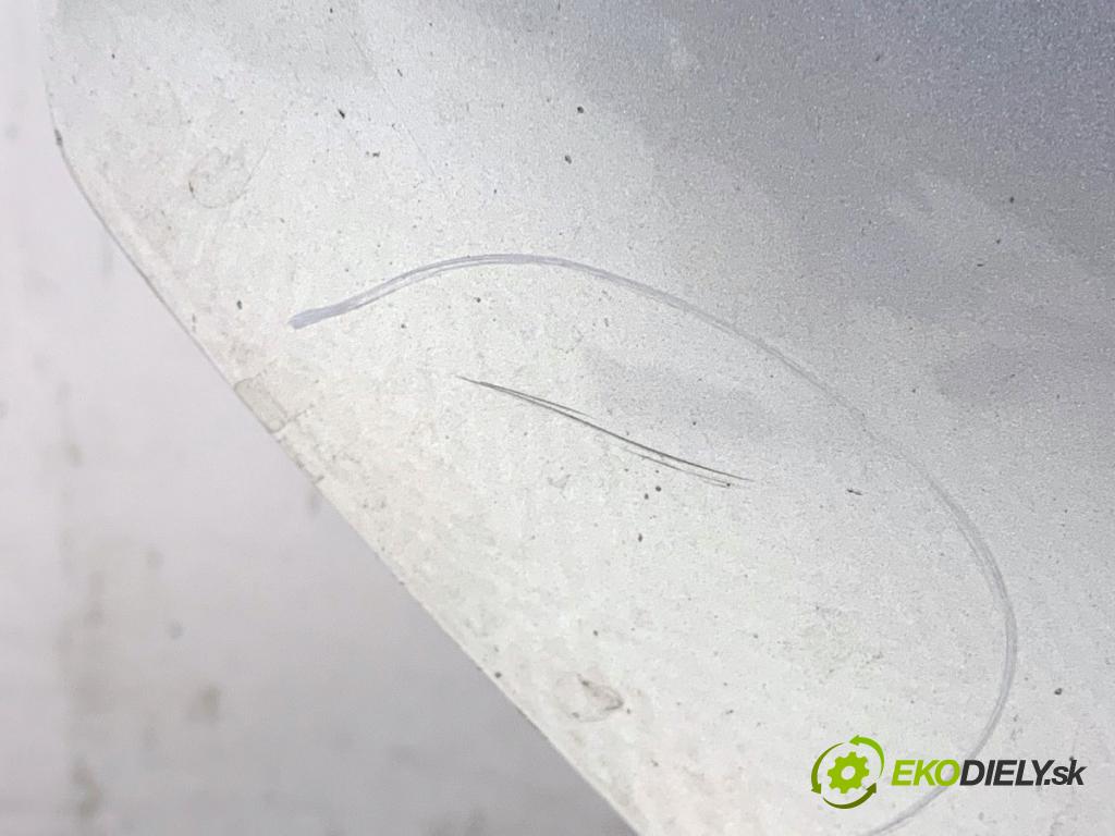 AUDI A4 B8 Kombi 2008 140 kW 2.7 TDI 2698 Kapota LX7W