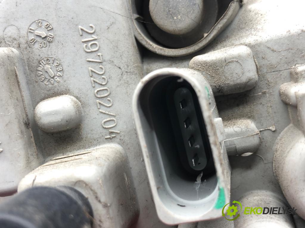 AUDI A4 B8 Kombi 2008 140 kW 2.7 TDI 2698 Svetlo pravy zad 219702