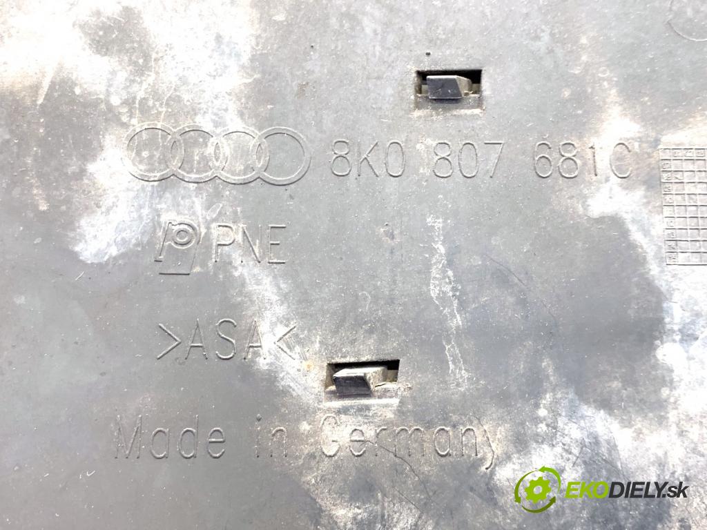 AUDI A4 B8 Kombi 2008 140 kW 2.7 TDI 2698 Mriežky nárazníka pravy predný 8K0807681C