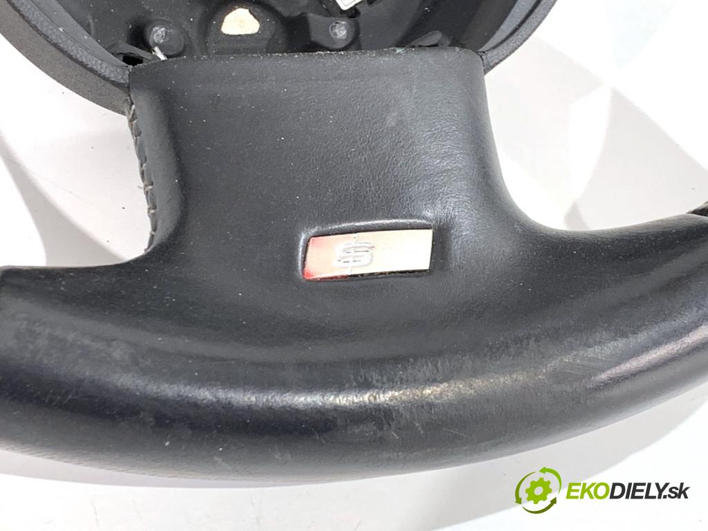 AUDI A4 B8 Kombi 2008 140 kW 2.7 TDI 2698 volant S-LINE