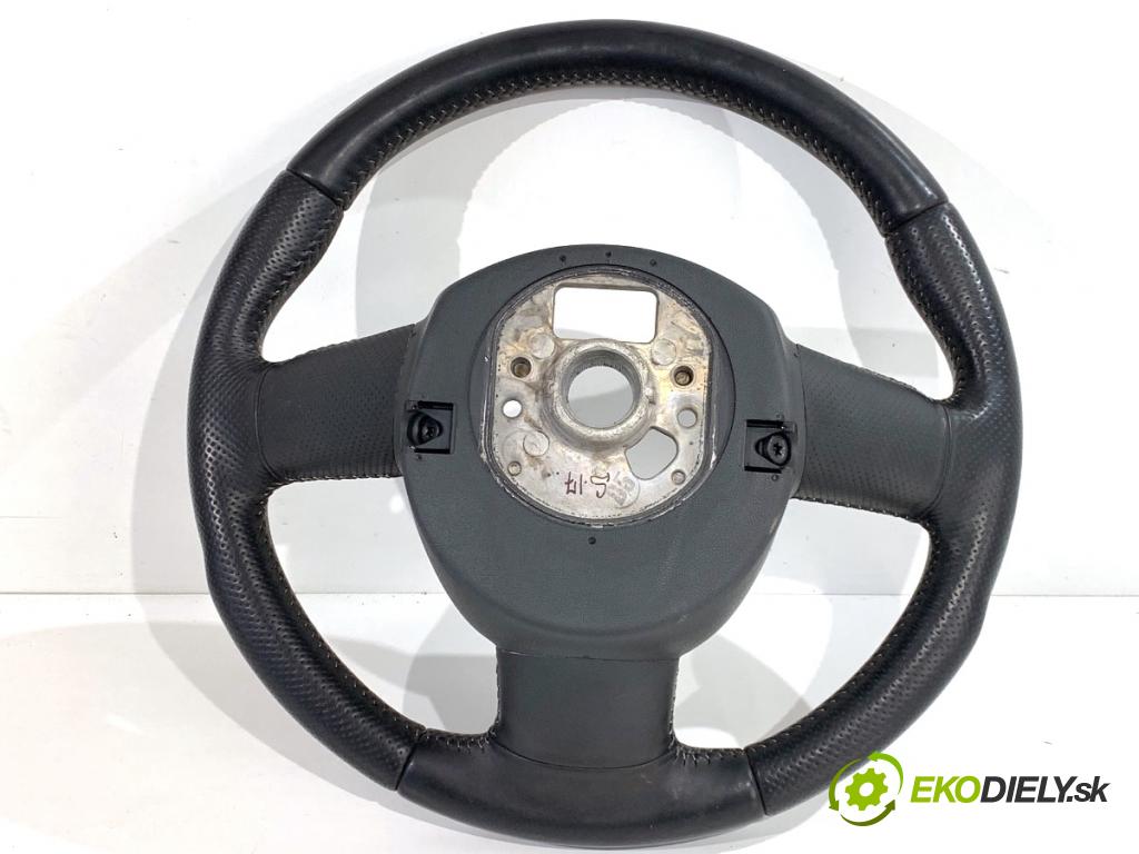 AUDI A4 B8 Kombi 2008 140 kW 2.7 TDI 2698 volant S-LINE