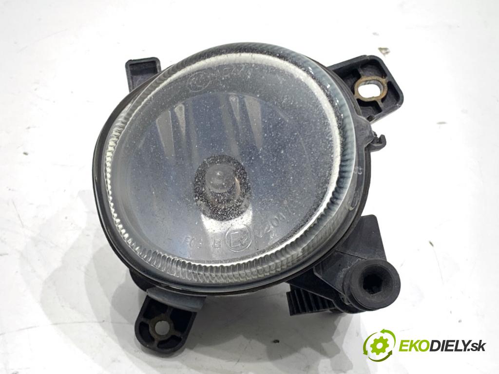 AUDI A4 B8 Kombi 2008 140 kW 2.7 TDI 2698 Hmlové svetlo, hmlovka pravy predný 8T0941700
