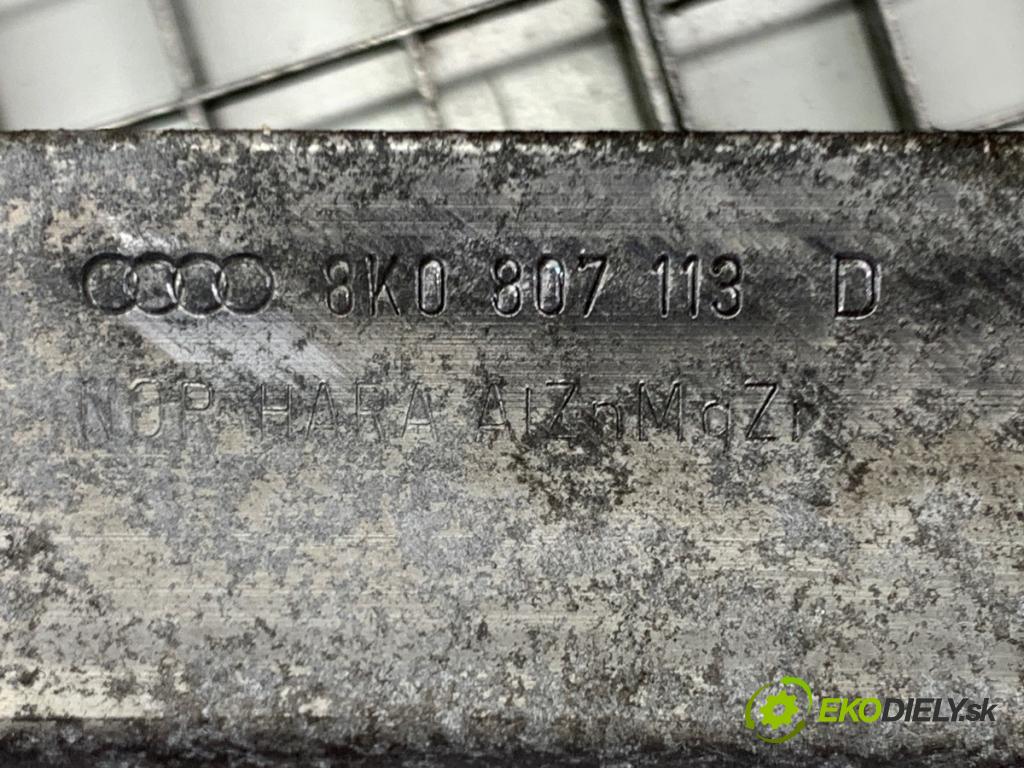 AUDI A4 B8 Kombi 2008 140 kW 2.7 TDI 2698 Výstuha nárazníka predný 8K0807113D (Výstuha predná)