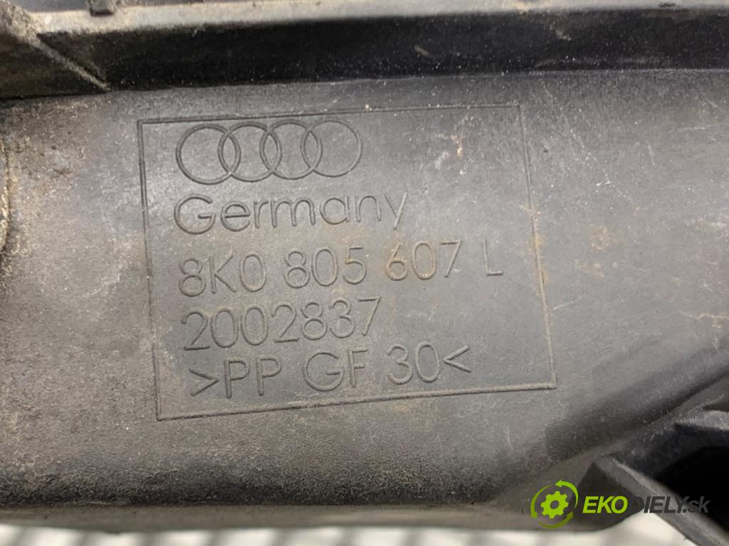 AUDI A4 B8 Kombi 2008 140 kW 2.7 TDI 2698 Úchyt svetla ľavy 8K0805607L