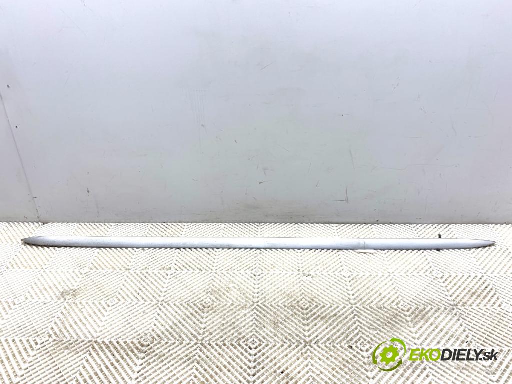 AUDI A4 B8 Kombi 2008 140 kW 2.7 TDI 2698 lišta prahová pravý S-LINE 8K0854931A