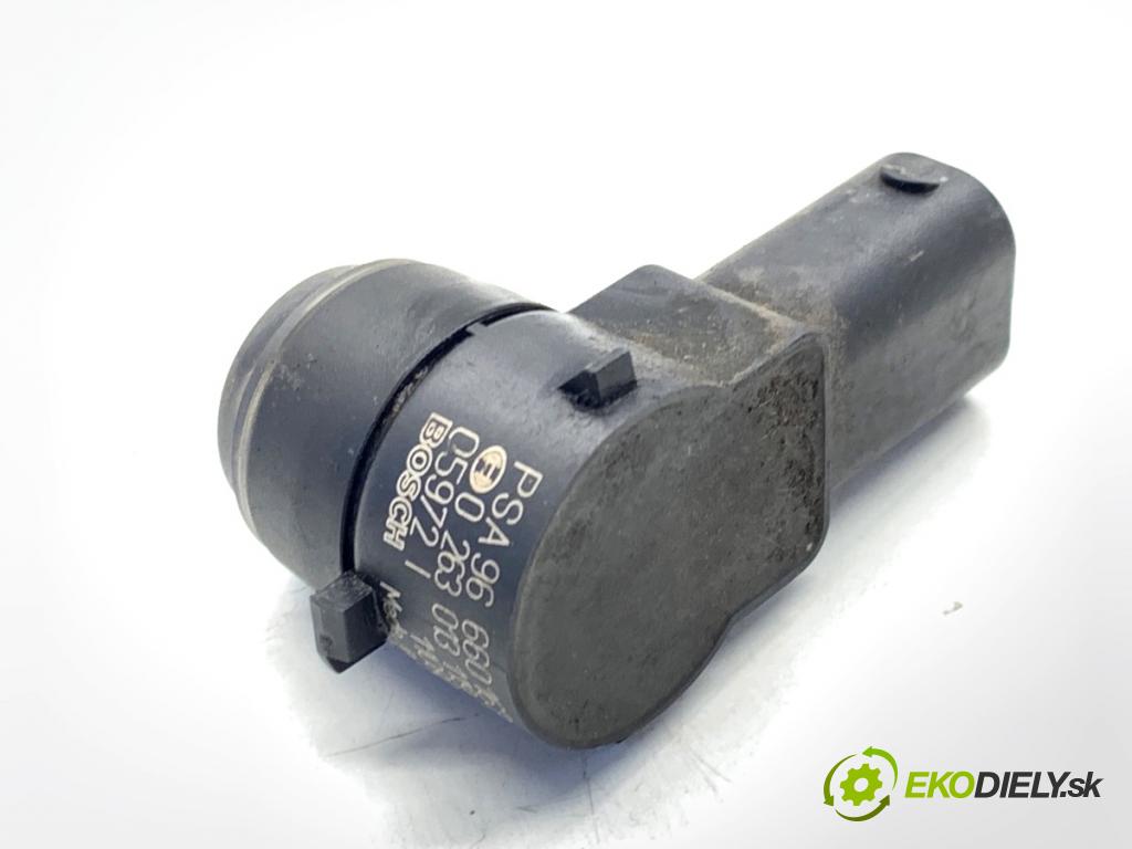 CITROEN DS5 liftback 2012 120 kW 2.0 HDi 165 1997 snímač PDC 96660163779V