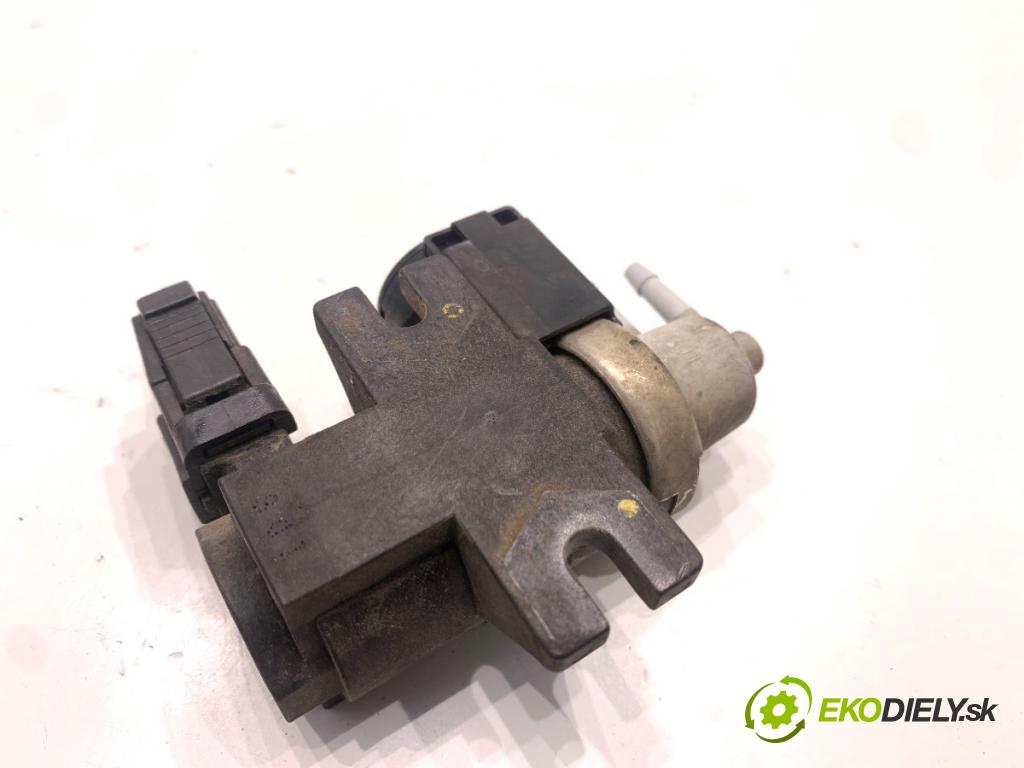 HYUNDAI ix35 SUV 2013 135 kW 2.0 CRDi 4WD 1995 ventil tlaku 72190316 (Ventil)