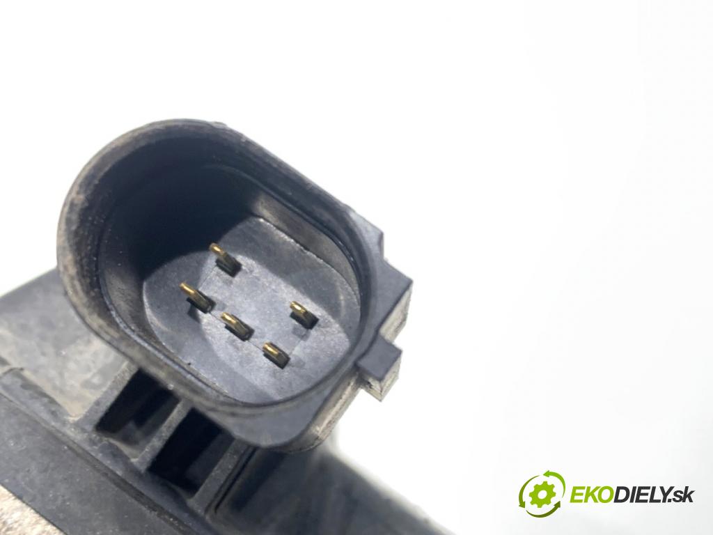 HYUNDAI ix35 SUV 2013 135 kW 2.0 CRDi 4WD 1995 Škrtiaca klapka 28462-2F710