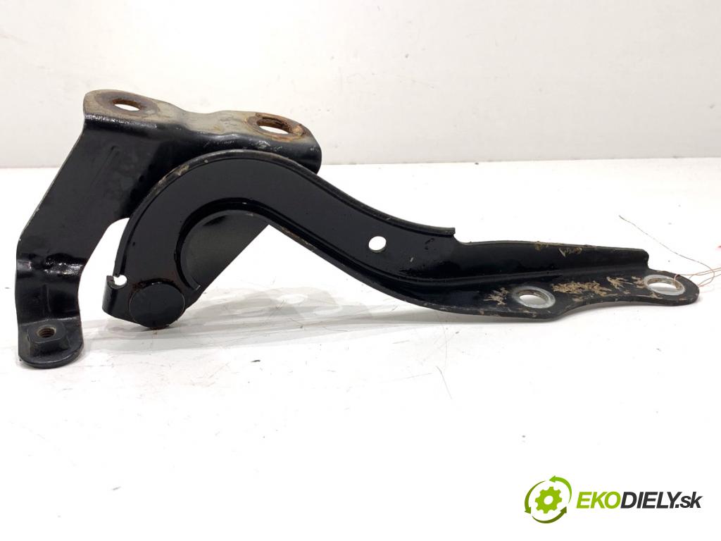 TOYOTA COROLLA E15 sedan 2008 93 kW 2.0 D-4D (ADE150) 1998 Záves kapoty pravy predný