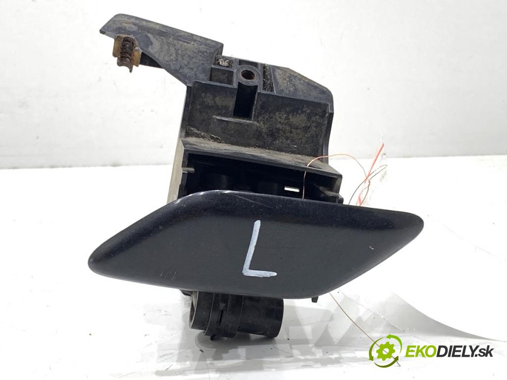 TOYOTA COROLLA E15 sedan 2008 93 kW 2.0 D-4D (ADE150) 1998 ostřikovače světla levý přední část 