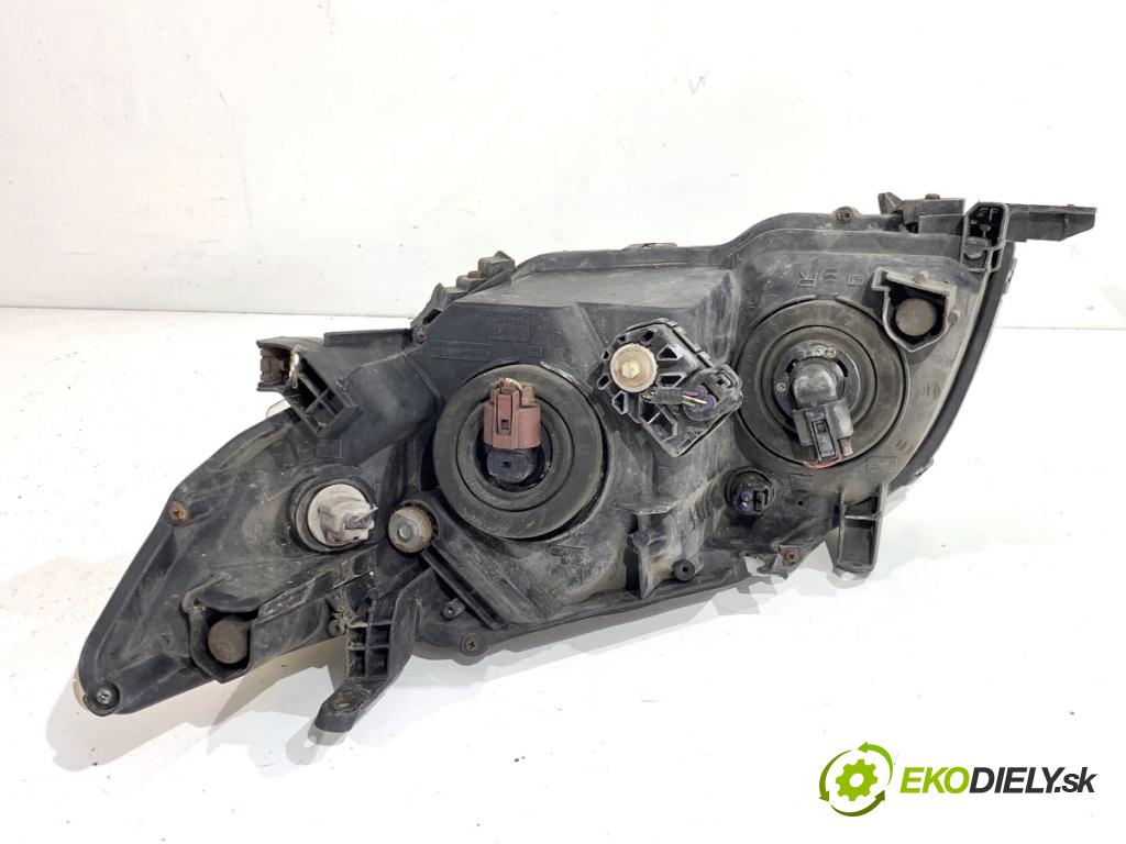 TOYOTA COROLLA E15 sedan 2008 93 kW 2.0 D-4D (ADE150) 1998 světlomet pravý přední část