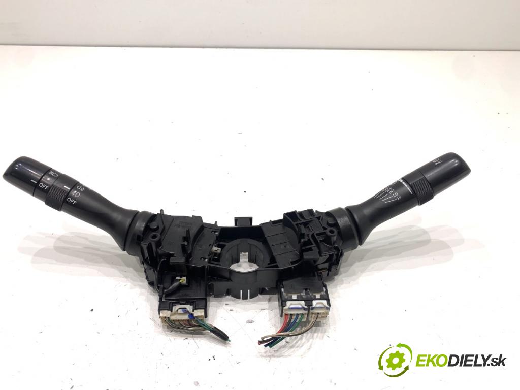 TOYOTA COROLLA E15 sedan 2008 93 kW 2.0 D-4D (ADE150) 1998 Prepínač kombinovaný 02290-17F245 (Prepínacie páčky pod volantom)