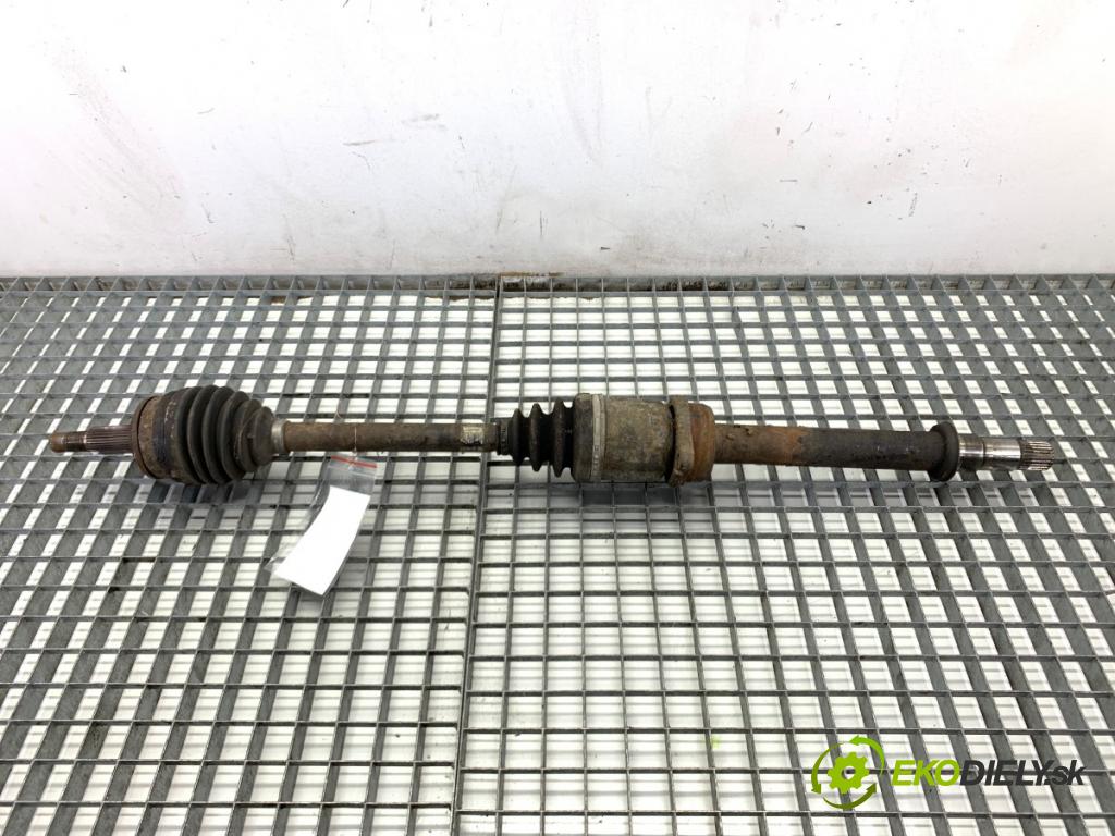 TOYOTA COROLLA E15 sedan 2008 93 kW 2.0 D-4D (ADE150) 1998 poloos pravý přední část 