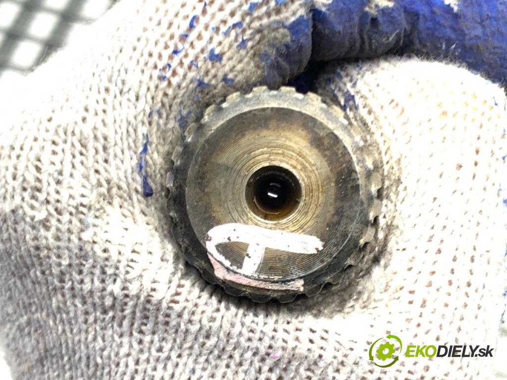 TOYOTA COROLLA E15 sedan 2008 93 kW 2.0 D-4D (ADE150) 1998 Poloos pravy predný