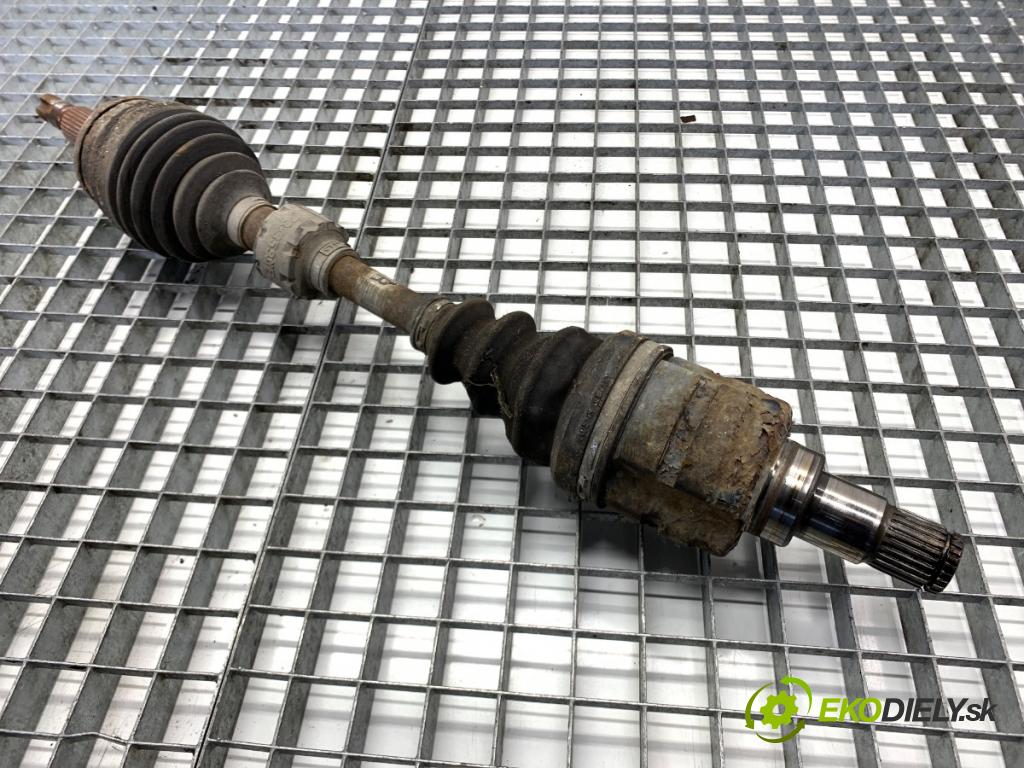 TOYOTA COROLLA E15 sedan 2008 93 kW 2.0 D-4D (ADE150) 1998 poloos levý přední část