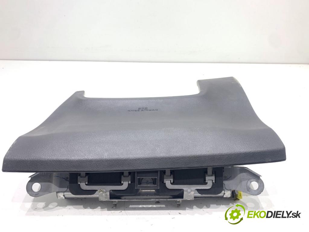 TOYOTA COROLLA E15 sedan 2008 93 kW 2.0 D-4D (ADE150) 1998 AirBag koleno: 