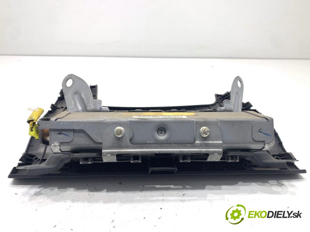 TOYOTA COROLLA E15 sedan 2008 93 kW 2.0 D-4D (ADE150) 1998 AirBag koleno: