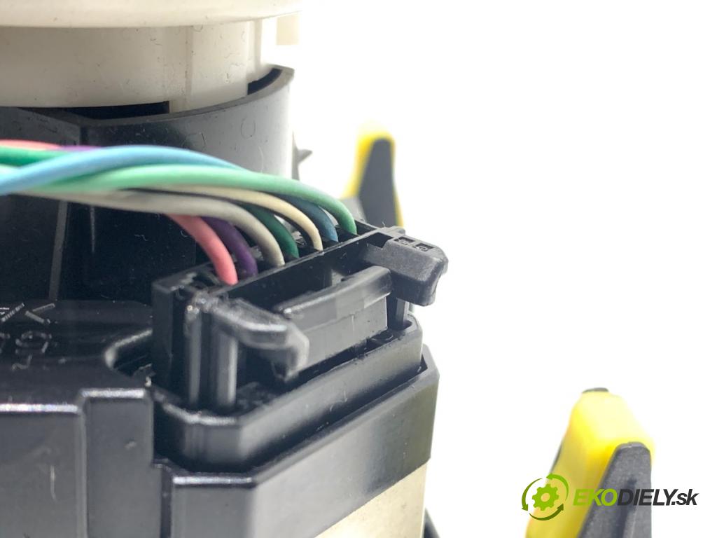 TOYOTA COROLLA E15 sedan 2008 93 kW 2.0 D-4D (ADE150) 1998 Panel ovládania kúrenia  (Prepínacie páčky pod volantom)