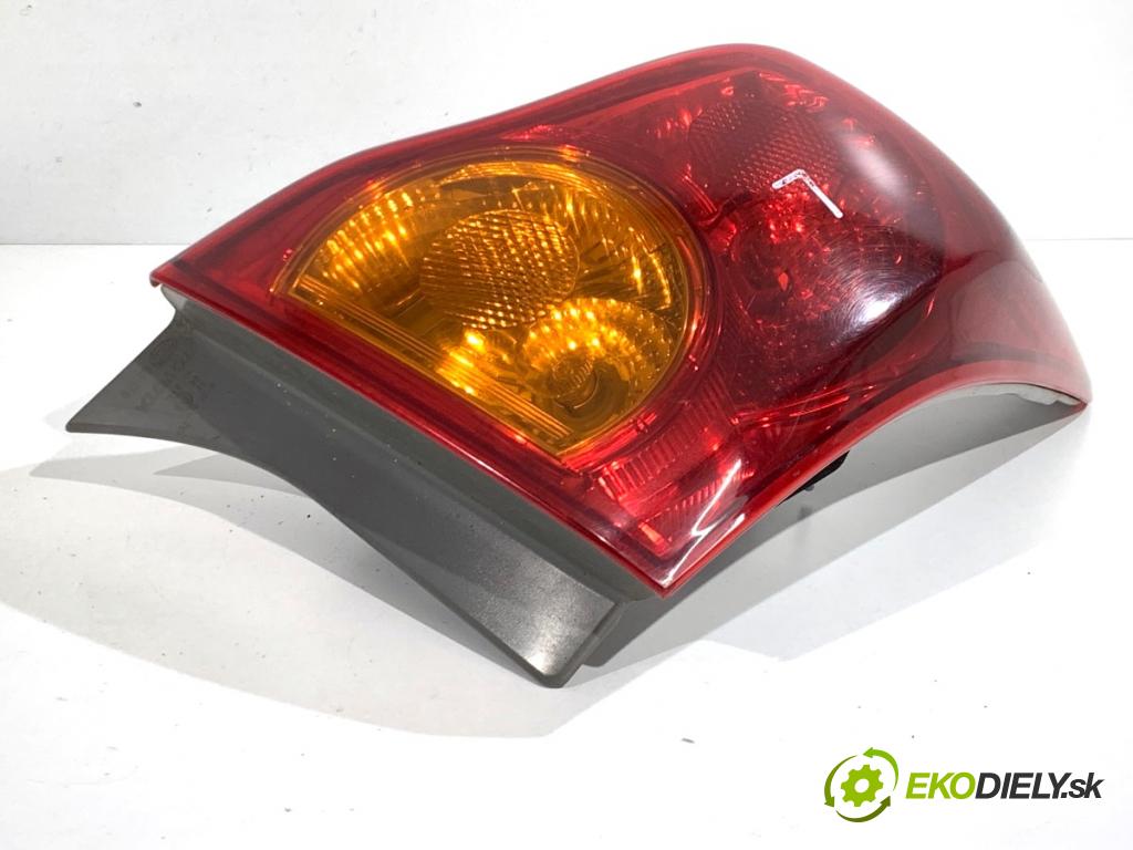 TOYOTA COROLLA E15 sedan 2008 93 kW 2.0 D-4D (ADE150) 1998 světlo levý zadní část